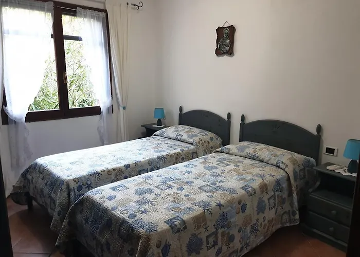 Nyaraló Porto Corallo *